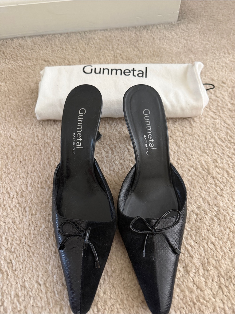 Black Pointed-Toe Bow Mules